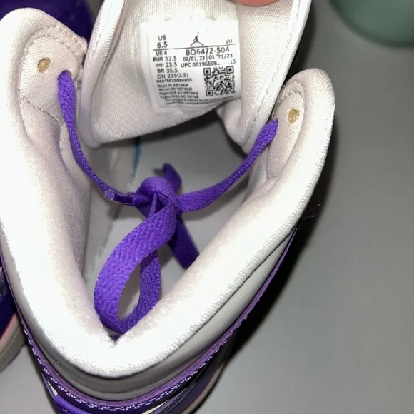 WOMENS AIR JORDAN 1 MID ACTION GRAPE/SAIL/SKY J LIGHT PURPLE - Picture 5 of 5